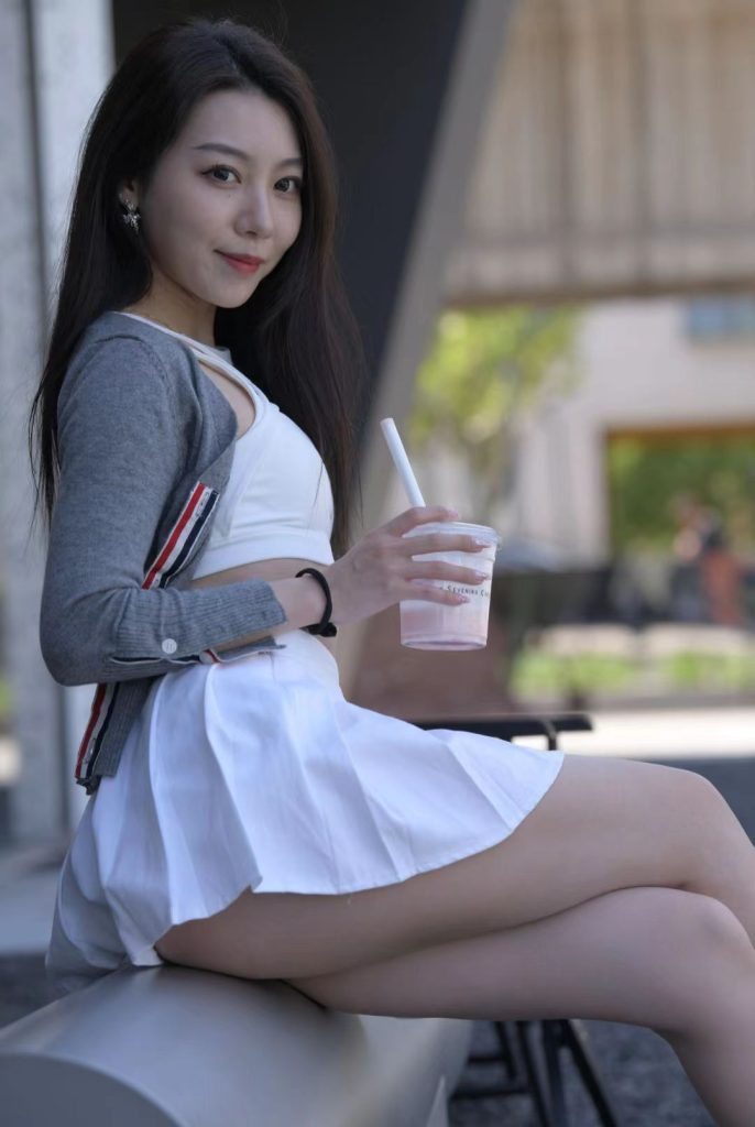 一始街拍作品 – 手心里的太阳 [744P-16.3GB]