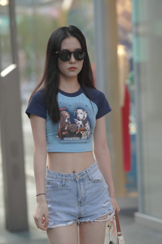 青春活力小蛮腰 [138P1V-1.55GB]