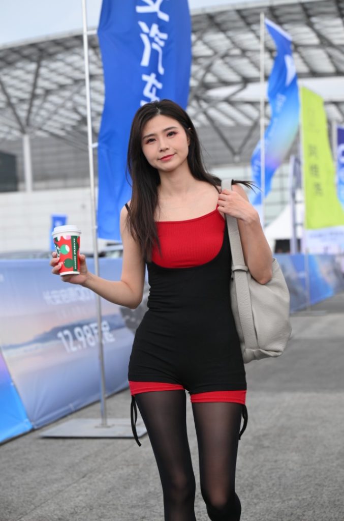 黑丝连体衣 [62P-1.04GB]
